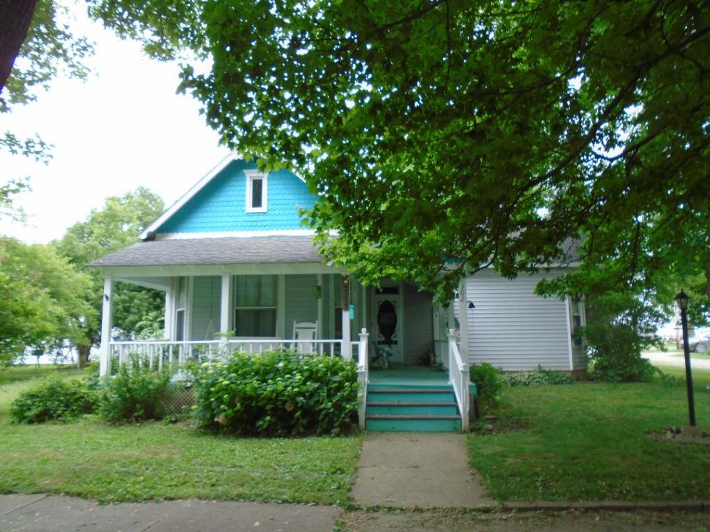 1302 Fifth Street, Covington, Indiana Greg Clingan Auctions