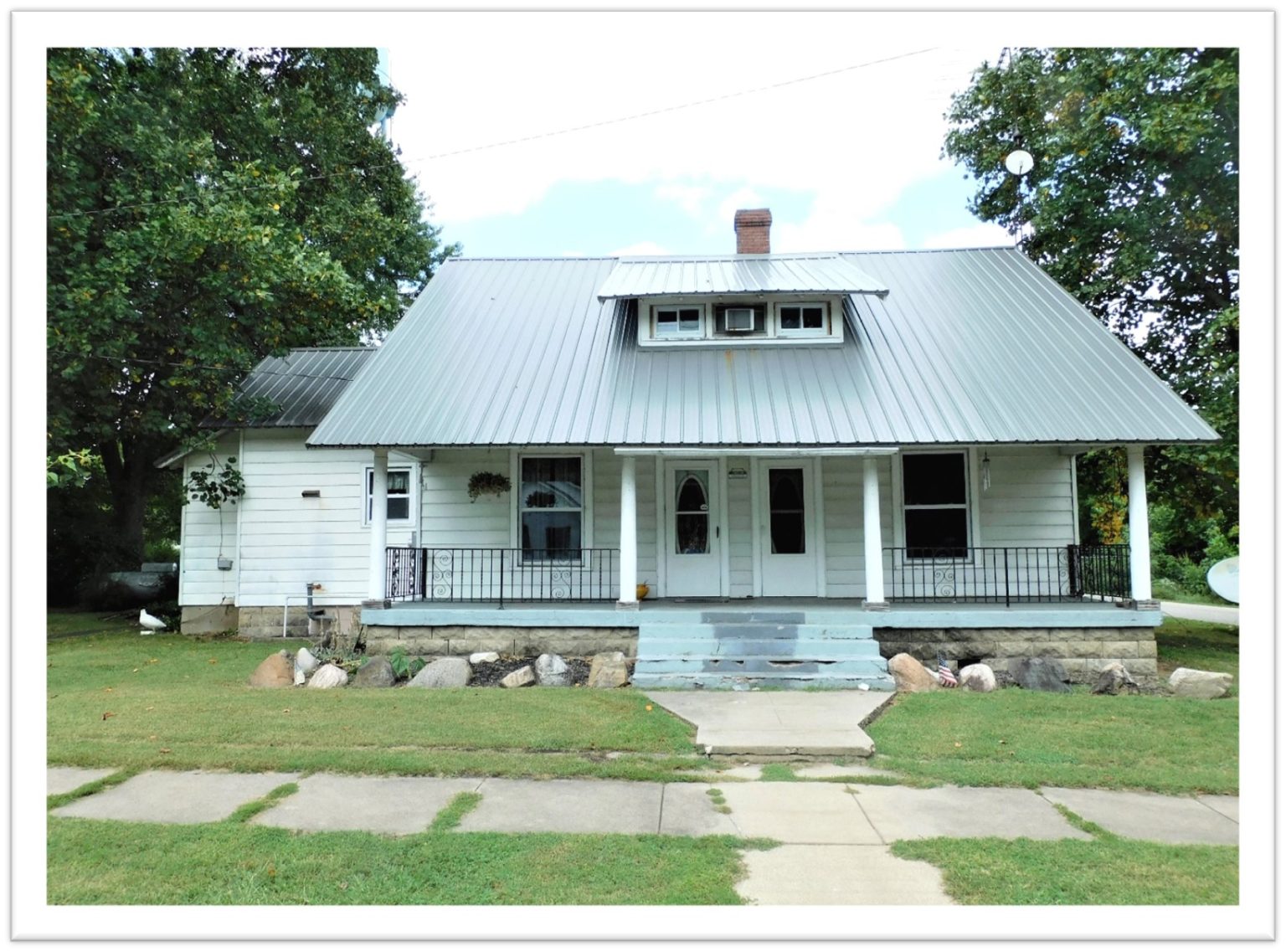 198 East Main Street, Perrysville, Indiana Greg Clingan Auctions